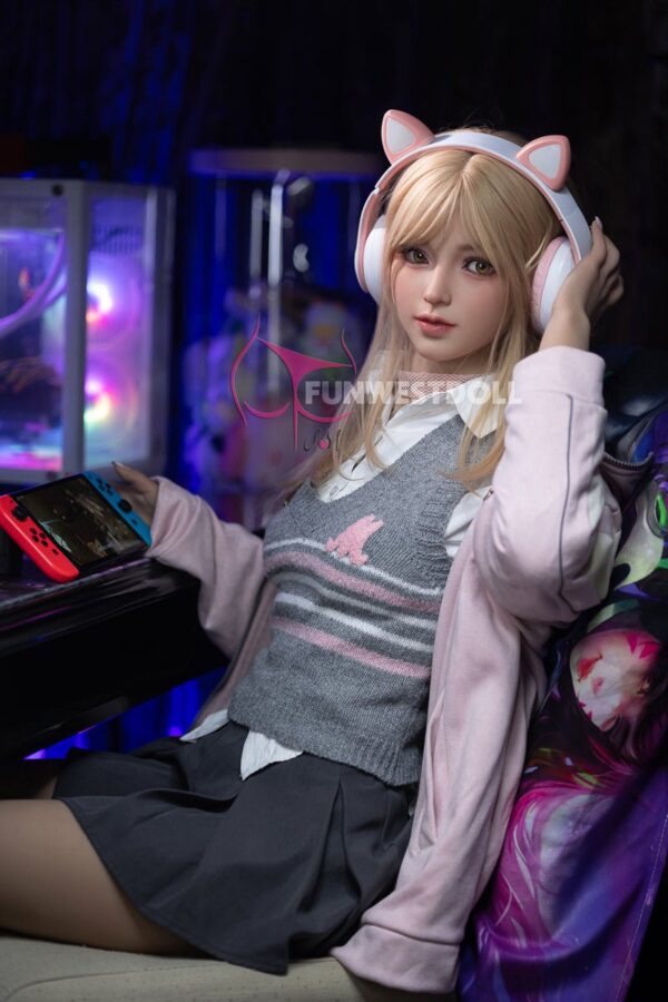FunWest Doll 159 cm A TPE - Alice - FRISKY BUSINESS SG