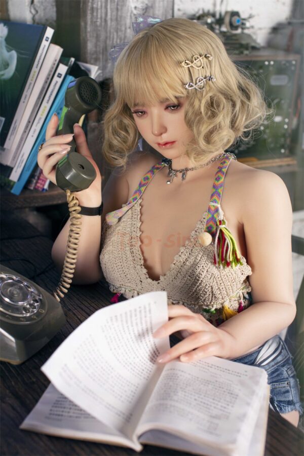 Top Sino 148 cm B Platinum Silicone - Mirei - FRISKY BUSINESS SG